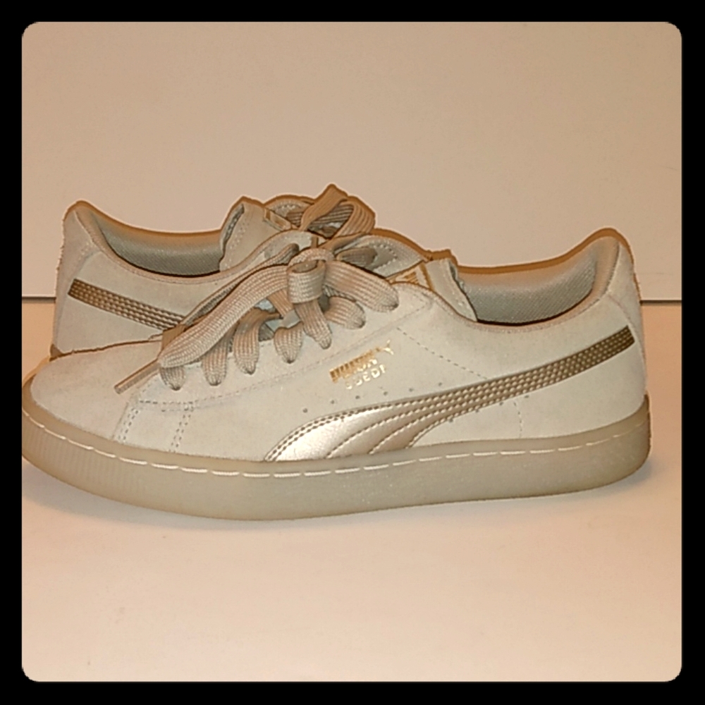 Puma suede classics